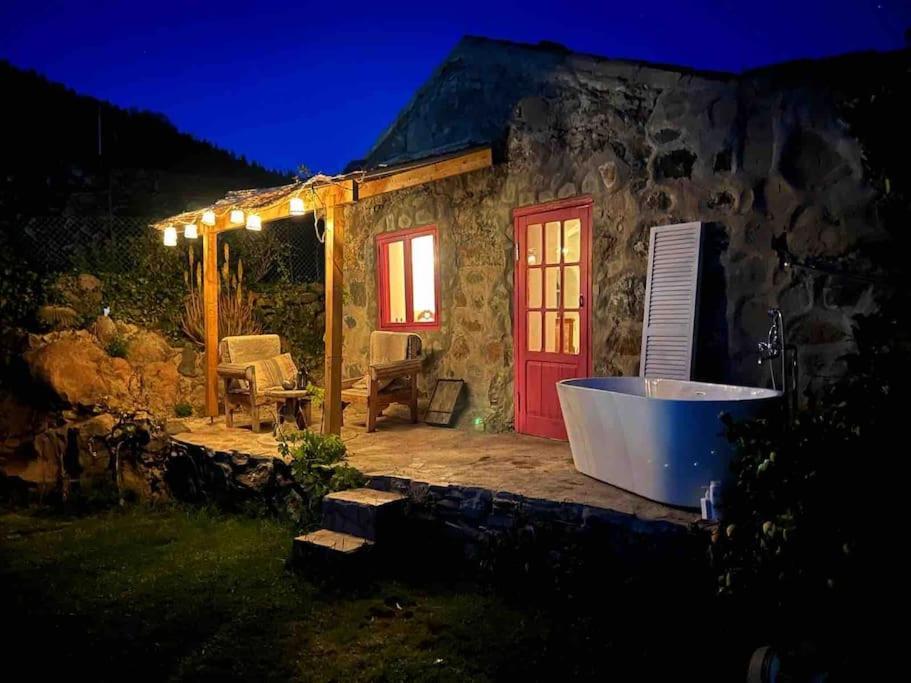 Lilly'S Finca - Romantischter Rueckzugsort - Pool วิลาฟลอร์ ภายนอก รูปภาพ
